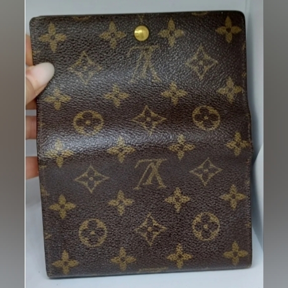 Louis Vuitton wallet - Picture 6 of 14